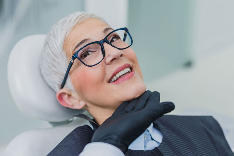 smile preview patient during process